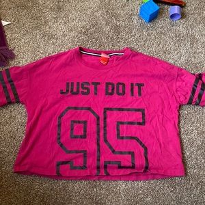 Nike Crop Top